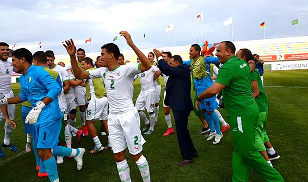 يونس افتيسان مدرب المنتخب العسكري