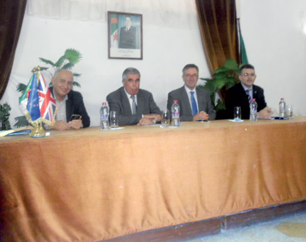 السفير البريطاني في زيارة تعاون إستثماري بتلمسان