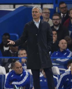 الإتحاد الإنجليزي يوقف مورينيه