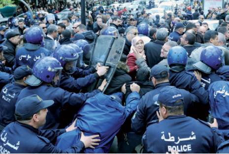 La tentation autoritaire se précise