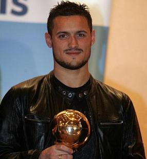 كريم زياني قريبًا في إتحاد العاصمة لتعويض بلايلي