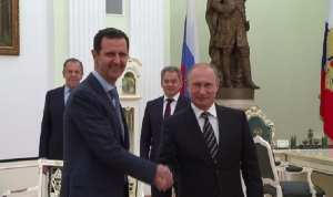 بشار الأسد في أول زيارة له إلى الخارج منذ بداية النزاع في سوريا في 2011