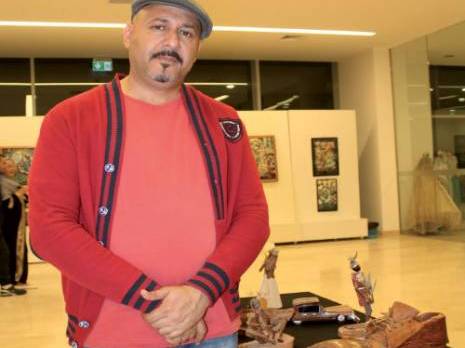 Rafaâ merabti. Artiste sculpteur