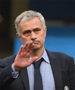 الإتحاد الإنجليزي يعاقب مورينيو