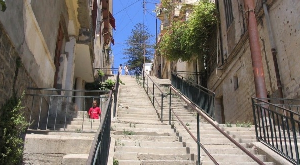 عملية ترميم واجهات البنايات القديمة بالعاصمة قاربت على الانتهاء