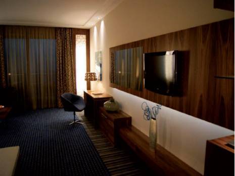 Une nouvelle chaîne à Zéralda