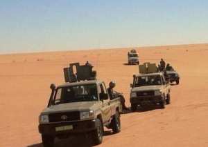 قوات الجيش توقف 29 مهربا في تمنراست وعين قزام