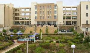 فضيحة بجامعة الشلف !!