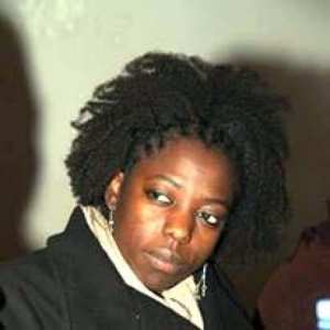 الممثلة وهيبة باعلي تعاني من ظلم مدير دار الثقافة لتمنراست