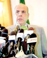 Raouraoua met en garde les joueurs