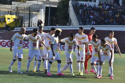 النصرية عادت من تونس ولا حديث عند اللاعبين سوى الفوزعلى سطيف