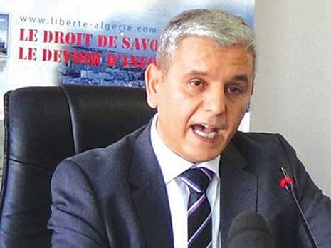 «Il y a vacance des trois pouvoirs»