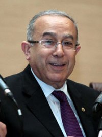 Lamamra reçoit les cadres de la délégation algérienne qui résidait à l'hôtel Radisson