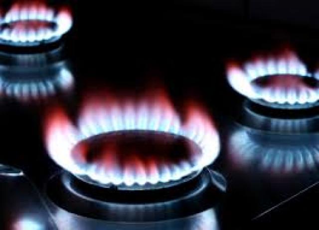 الوالي يشرف علي انطلاق أكبر عملية لتوصيل الغاز الطبيعي بسكيكدة