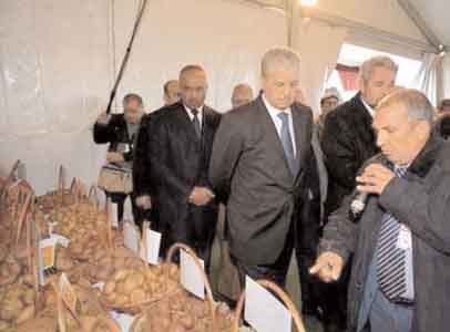 Visite de Sellal à Ain Defla