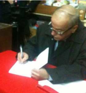 Karim Younès triomphe à Béjaïa