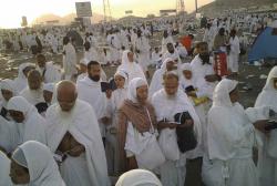 غلام الله يدعو اعضاء بعثة الحج للتكفل الصارم بالحجاج الجزائريين