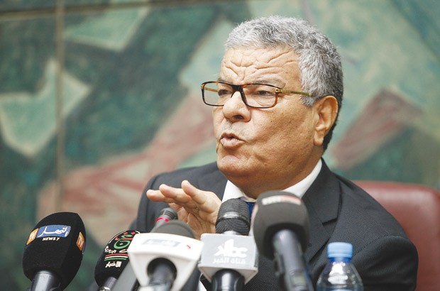 Amar Saâdani charge violemment Louisa Hanoune