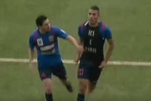 Par la faute de Dif, la Ligue va interdire le port de maillots intérieurs !