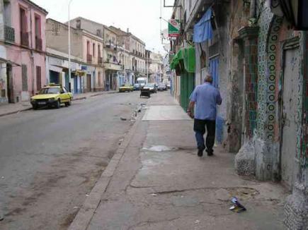 30 سنة من تبذير المال العام في دراسات ترميم للمدينة القديمة بعنابة