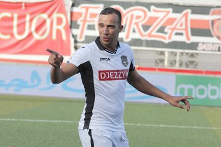 بن العمري لم يكن مرحبا به في تيزي وزو ويتعرض للشتم من أنصار الشبيبة