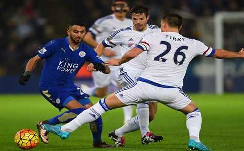 تشيلسي يرفع الراية البيضاء بعد هزيمة ليستر سيتي