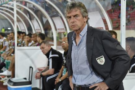 غوركوف في عطلة مقابل ثلاثة ملايير والفاف تخفي الحقيقة عن الجماهير