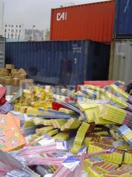 Les marchands de pétards sont chez eux en Algérie