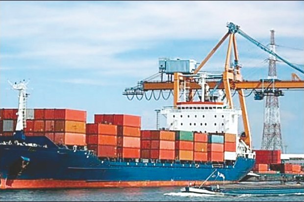 L'acte d'exporter expliqué à Tlemcen