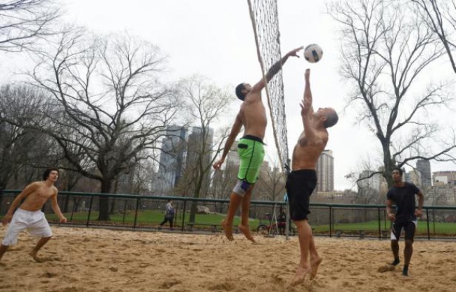 Planète -  Record de chaleur à New York pour Noël, des flocons à Las Vegas