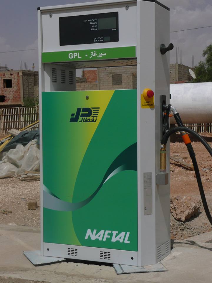 وضعت حدا لتنقل أصحاب السيارات إلى البيض على بعد 120 كلم