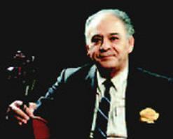 عرفانا له بما قدمه للفن الجزائري              احتفالية خاصة للفنان الحاج محمد الطاهر فرڤاني قريبا بالعاصمة