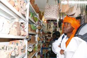 L'artisanat de Tam menacée par la contrefaçon