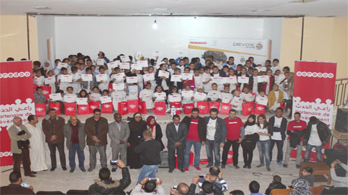 Ooredoo initie les enfants du Sud