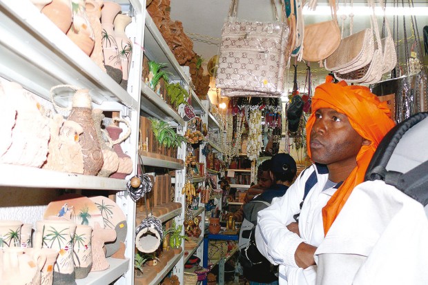 L'artisanat de Tam menacée par la contrefaçon