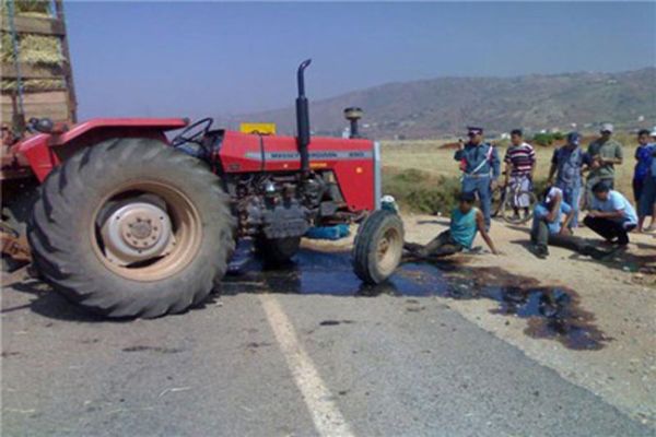 مصرع سائق جرّار في حادث مرور بتلمسان