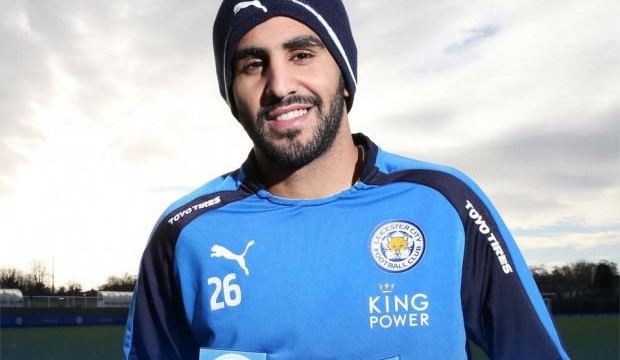 رياض محرز يظفر ب3 جوائز كاملة للعبة 