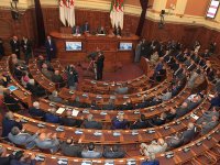 Bensalah reconduit à la tête de l'institution