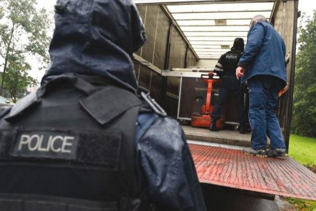 Démantèlement d'un vaste réseau de passeurs