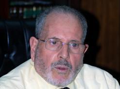 الوزارة تسعى لتمكينهم من تحويلها بالعملة الصعبة              الحجاج مطالبون بمبالغ إضافية  بعد تمديد فترة تواجدهم بالبقاع المقدسة