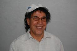 بالموازاة مع طرح ثلاثة ألبومات جديدة له في الساحة              صادق جمعاوي يروج لمشاريع خيرية  تهتم بالطفولة والبيئة في الجزائر والعالم العربي