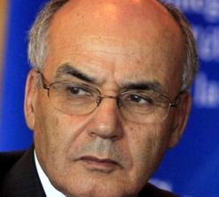 لم يستبعد انقطاع التيار الكهربائي خلال الصائفة               يوسفي يراهن على الدور القيادي في مفاوضات سوناطراك دوليا