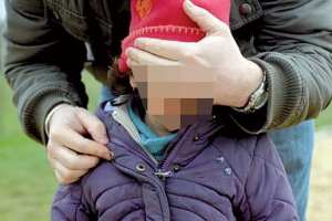 التلميذ المختفي  أسامة  يعود إلى والديه بسكيكدة