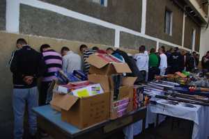 الشرطة تطيح بعصابة أثارت رعب التجار بالوادي