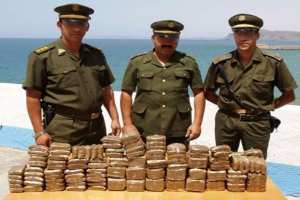 أمواج البحر تلفظ 30 كيلوغراما من الكيف بسكيكدة