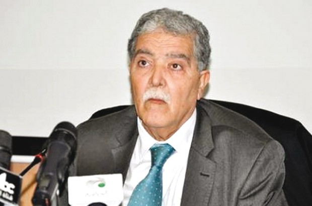 Miloud Chorfi menace les chaînes de télévision privées