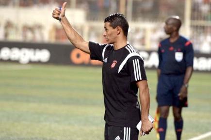 حداد يجبر حمدي على الاستعانة بسيموندي ويطالب بنقاط سطيف