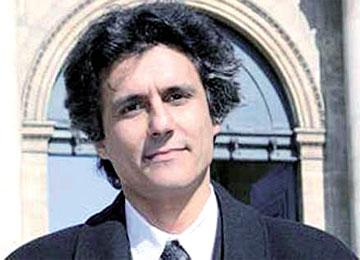 نكاز يمثل أمام قاضي التحقيق بمحكمة تيزي وزو