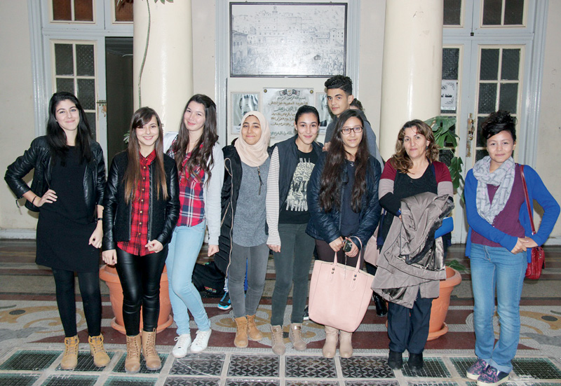 تلاميذ ثانوية العقيد لطفي بوهران في ضيافة 