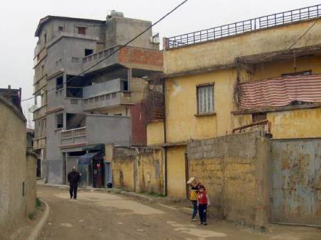 Donner des terrains pour l'auto-construction, une fausse bonne idée